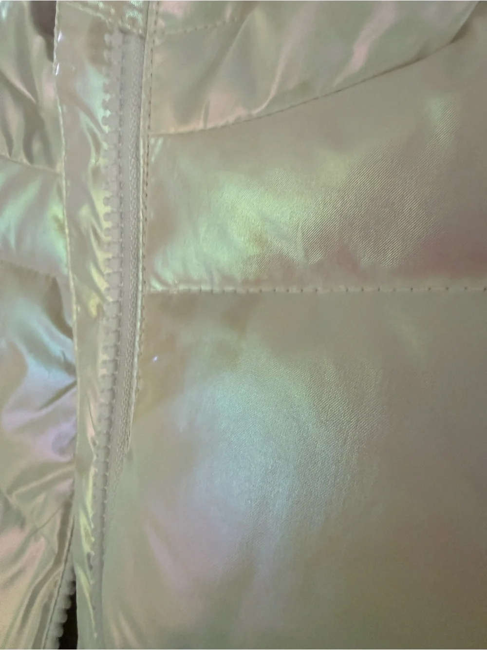 GAP shiny iridescent